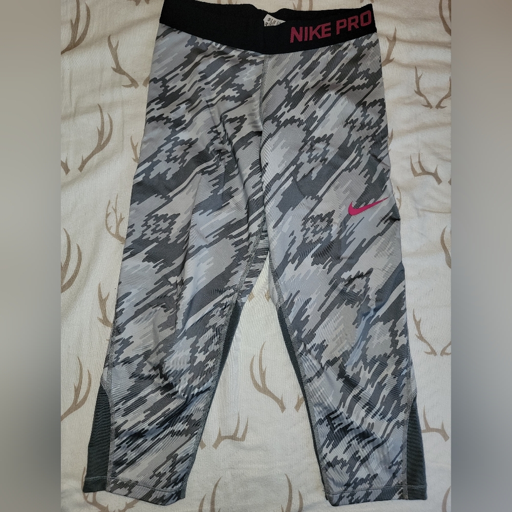 Nike Kids Camo Gray and Pink Leggings